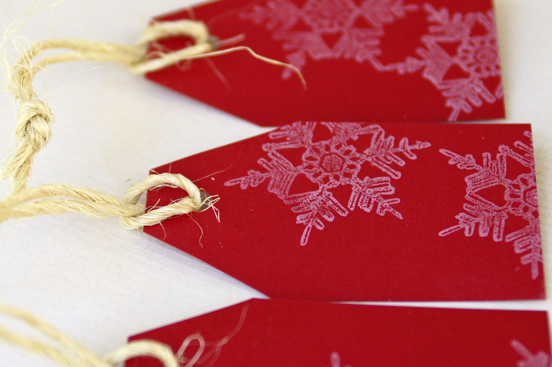 DIY holiday gift tags. Snowflakes. Calm Cradle Photo & Design