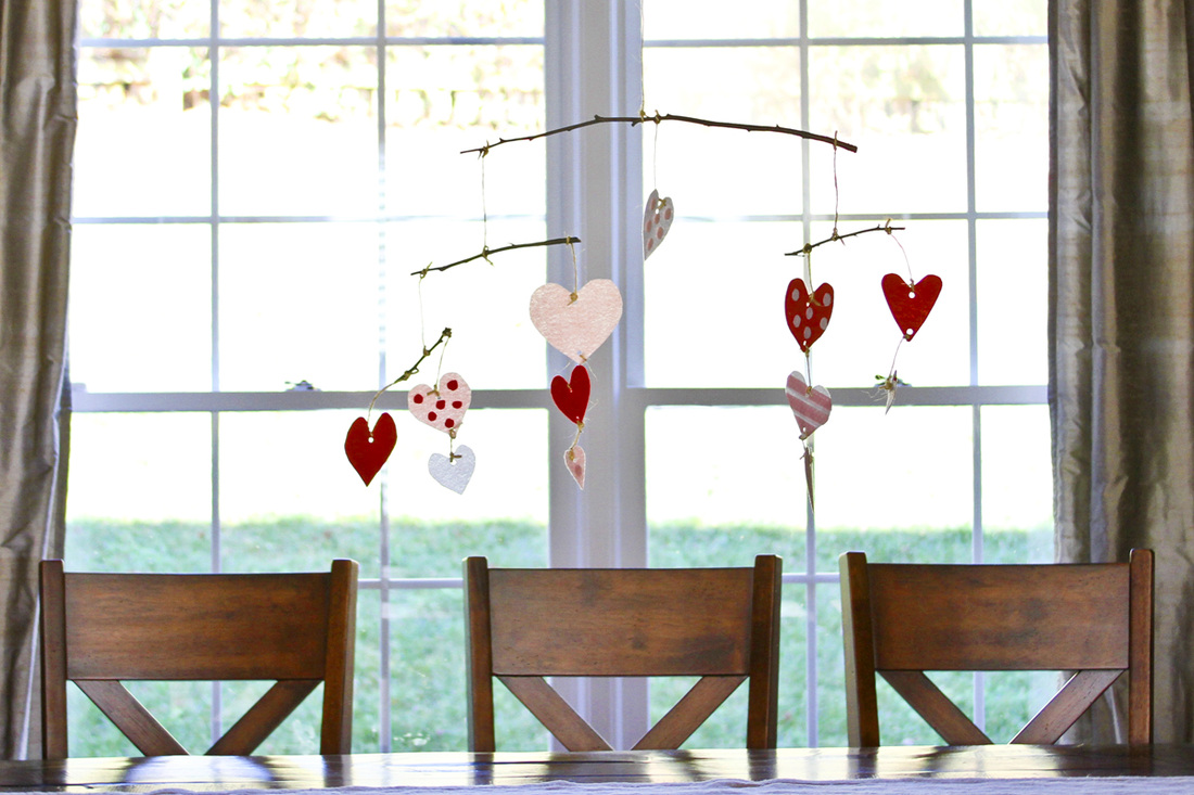 DIY: Felt heart mobile. Red, pink and white hearts. Calm Cradle Photo & Design